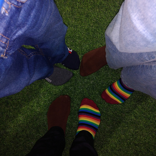 “В этот день мы надели разные носки и веселились по полной!”